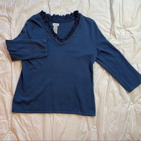 Jaclyn Smith blue sweater with v-neck ruffle, size large, 3/4 sleeves - Picture 10 of 10